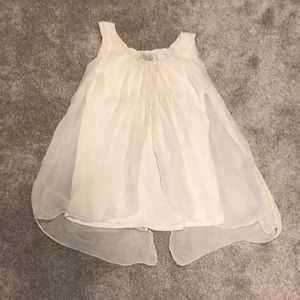 Bellambra silk flow top- white- details- medium